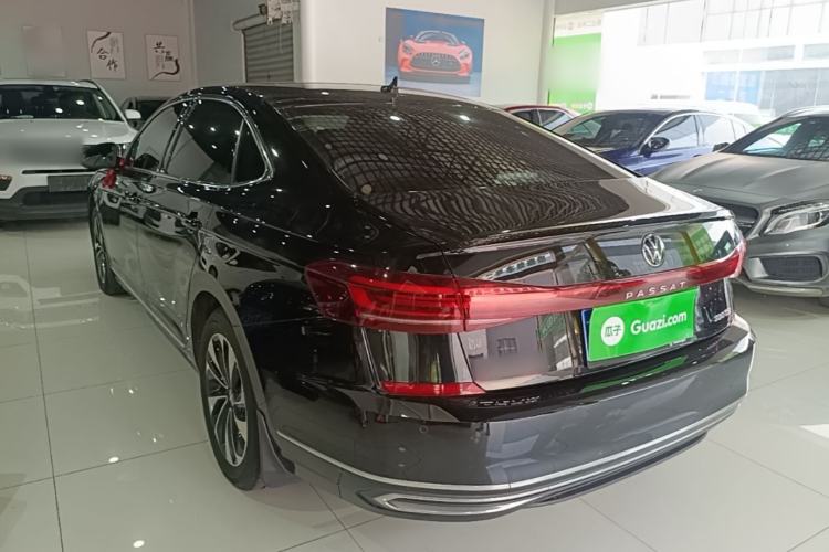 Used Volkswagen Passat 2023 330TSI Starry Elite Edition Rear Left 45 Deg