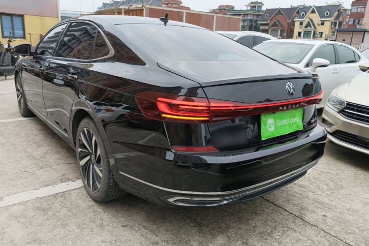 Used Volkswagen Passat 2023 330TSI Elite Edition Rear Left 45 Deg
