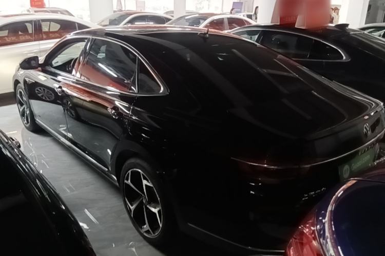 Used Volkswagen Passat 2023 Revised 330TSI Starry Elite Edition Rear Left 45 Deg