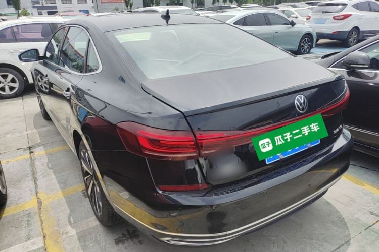 Used Volkswagen Passat 2023 330TSI Prestige Edition Rear Left 45 Deg