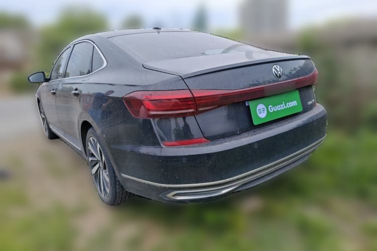 Used Volkswagen Passat 2023 330TSI Starry Luxury Edition Rear Left 45 Deg