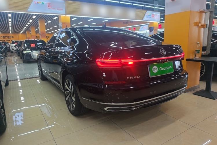 Used Volkswagen Passat 2023 Facelift 330TSI Luxury Edition Rear Left 45 Deg