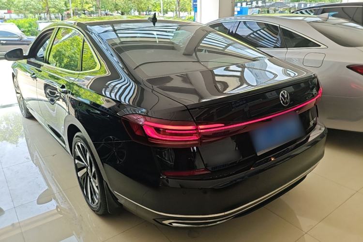 Used Volkswagen Passat 2023 Revised 330TSI Elite Edition Rear Left 45 Deg