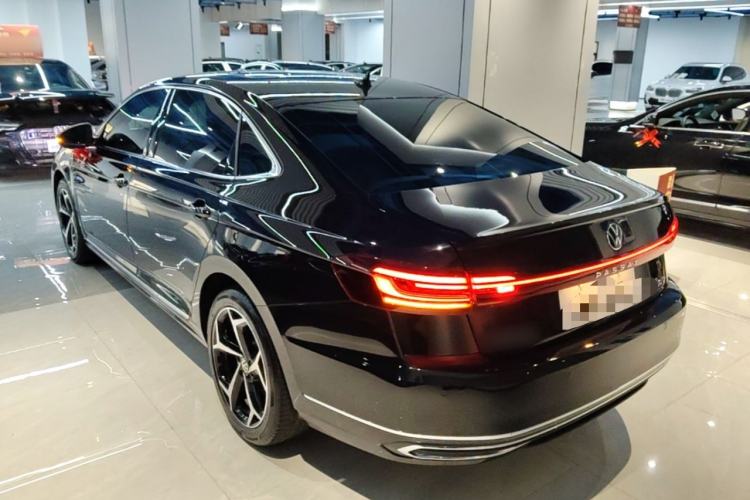 Used Volkswagen Passat 2023 Revised 330TSI Starry Elite Edition Rear Left 45 Deg