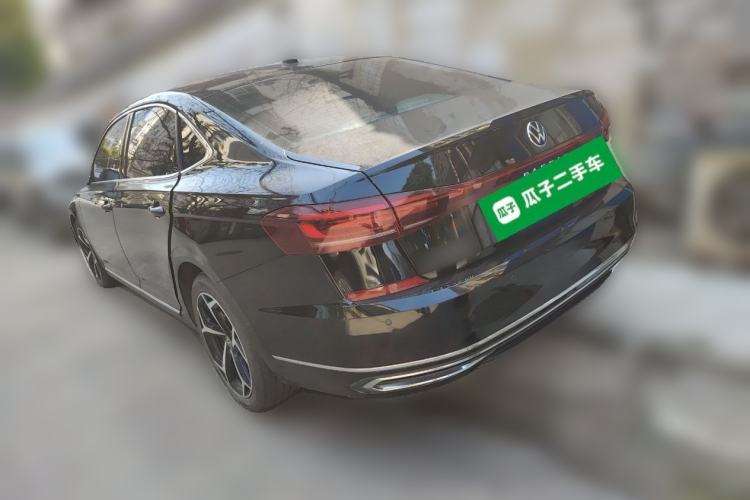 Used Volkswagen Passat 2023 330TSI Starry Elite Edition Rear Left 45 Deg