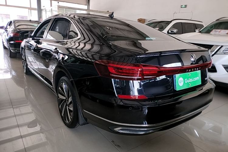 Used Volkswagen Passat 2023 Facelift 330TSI Luxury Edition Rear Left 45 Deg