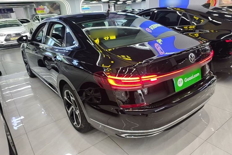 Used Volkswagen Passat 2023 Revised 330TSI Starry Elite Edition Rear Left 45 Deg