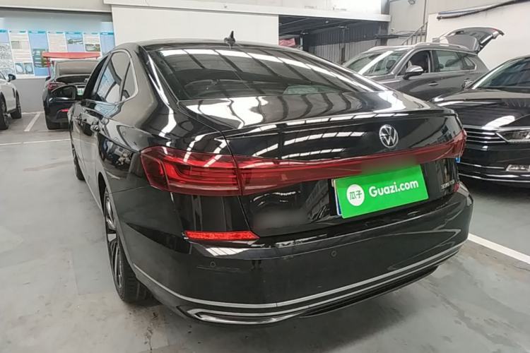 Used Volkswagen Passat 2023 330TSI Elite Edition Rear Left 45 Deg