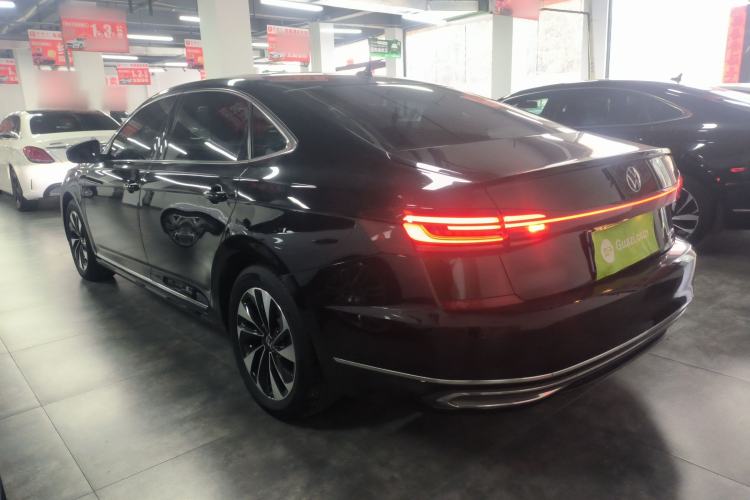 Used Volkswagen Passat 2023 330TSI Starry Elite Edition Rear Left 45 Deg