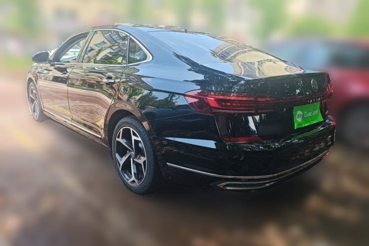Used Volkswagen Passat 2023 330TSI Starry Luxury Edition Rear Left 45 Deg