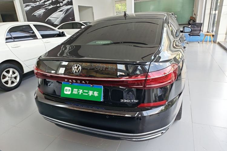 Used Volkswagen Passat 2023 Facelift 330TSI Luxury Edition Rear