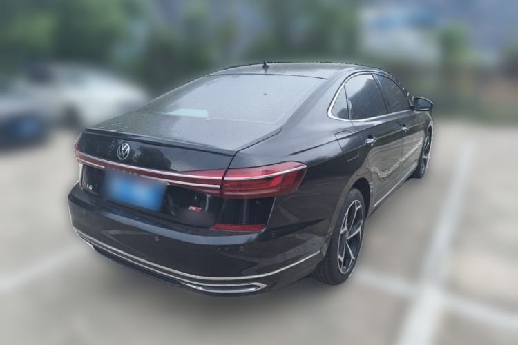Used Volkswagen Passat 2023 Facelift 330TSI Prestige Edition Rear Right 45 Deg