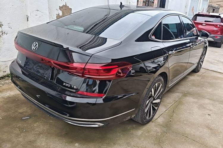 Used Volkswagen Passat 2023 Facelift 330TSI Luxury Edition Rear Right 45 Deg