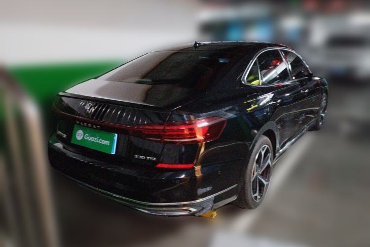 Used Volkswagen Passat 2023 Restyled 330TSI Starry Luxury Edition Rear Right 45 Deg