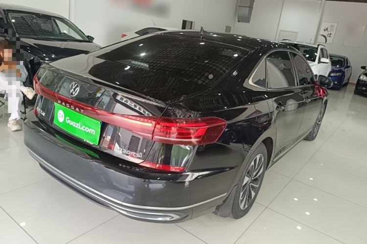 Used Volkswagen Passat 2023 330TSI Starry Elite Edition Rear Right 45 Deg