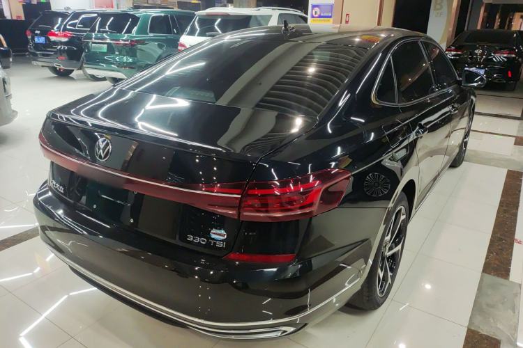 Used Volkswagen Passat 2023 Revised 330TSI Starry Elite Edition Rear Right 45 Deg
