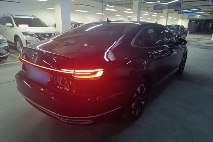 Used Volkswagen Passat 2023 330TSI Starry Elite Edition Rear Right 45 Deg