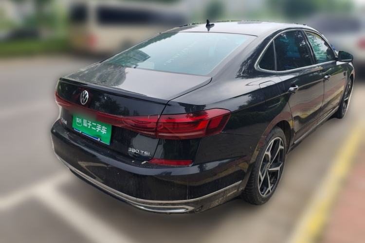 Used Volkswagen Passat 2023 330TSI Starry Elite Edition Rear Right 45 Deg