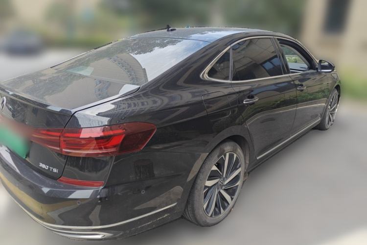 Used Volkswagen Passat 2023 380TSI Flagship Edition Rear Right 45 Deg