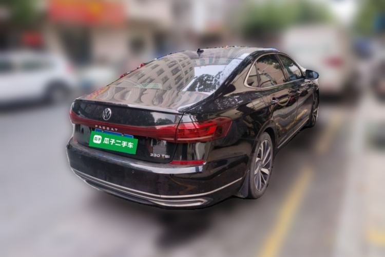 Used Volkswagen Passat 2023 330TSI Luxury Edition Rear Right 45 Deg