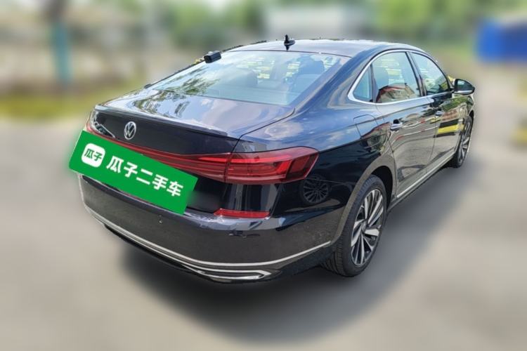 Used Volkswagen Passat 2023 330TSI Luxury Edition Rear Right 45 Deg