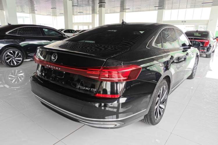 Used Volkswagen Passat 2023 330TSI Elite Edition Rear Right 45 Deg