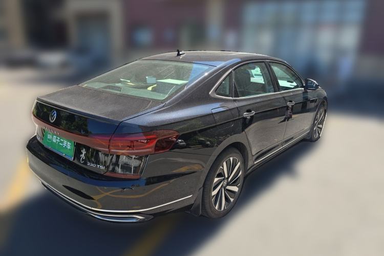 Used Volkswagen Passat 2023 Facelift 330TSI Luxury Edition Rear Right 45 Deg