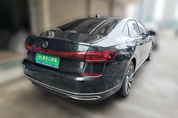 Used Volkswagen Passat 2023 330TSI Starry Elite Edition Rear Right 45 Deg