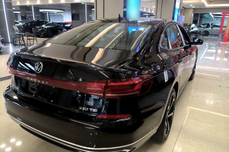 Used Volkswagen Passat 2023 Revised 330TSI Starry Elite Edition Rear Right 45 Deg