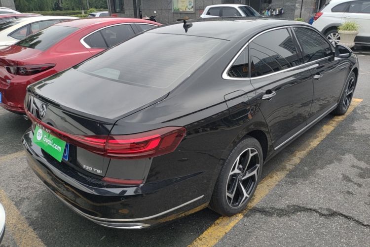 Used Volkswagen Passat 2023 330TSI Starry Luxury Edition Rear Right 45 Deg
