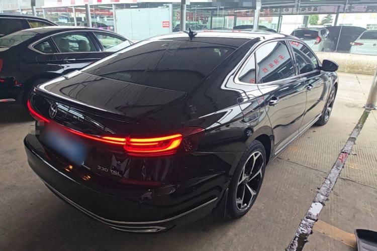 Used Volkswagen Passat 2023 330TSI Starry Luxury Edition Rear Right 45 Deg