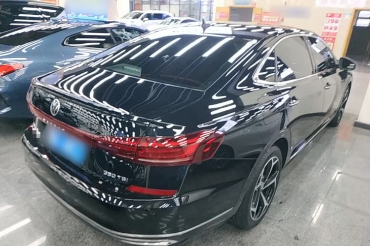 Used Volkswagen Passat 2023 330TSI Starry Luxury Edition Rear Right 45 Deg