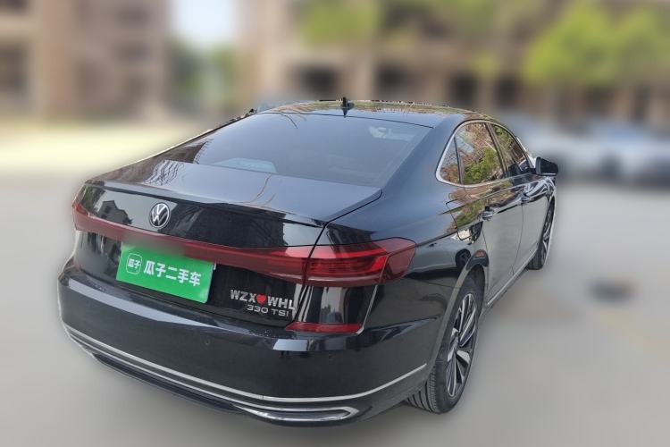 Used Volkswagen Passat 2023 Facelift 330TSI Luxury Edition Rear Right 45 Deg