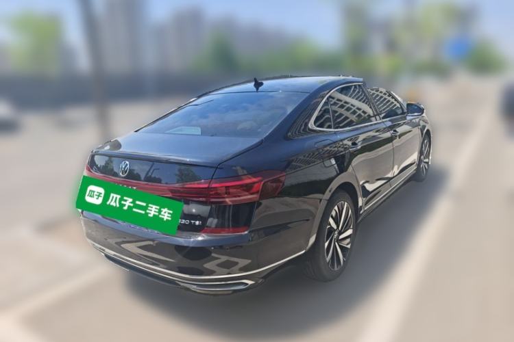 Used Volkswagen Passat 2023 Facelift 330TSI Luxury Edition Rear Right 45 Deg
