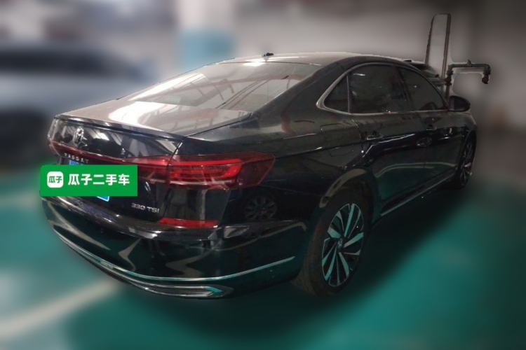 Used Volkswagen Passat 2023 Facelift 330TSI Luxury Edition Rear Right 45 Deg