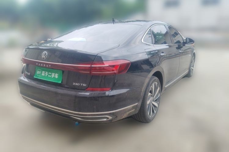 Used Volkswagen Passat 2023 Facelift 330TSI Luxury Edition Rear Right 45 Deg