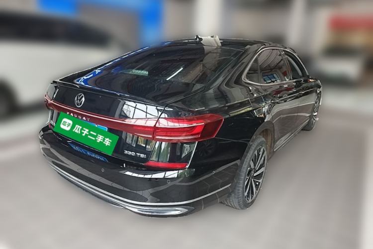 Used Volkswagen Passat 2023 Facelift 330TSI Luxury Edition Rear Right 45 Deg