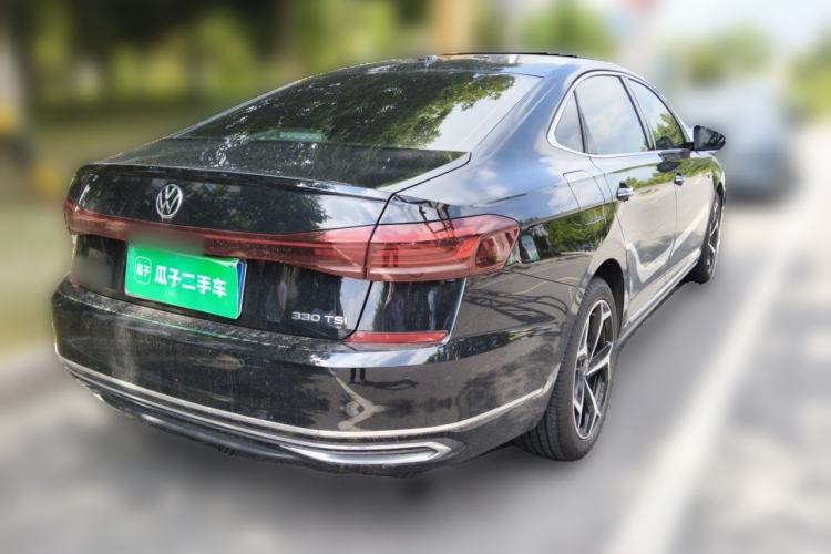 Used Volkswagen Passat 2023 330TSI Starry Luxury Edition Rear Right 45 Deg