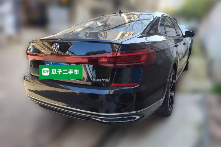 Used Volkswagen Passat 2023 330TSI Starry Elite Edition Rear Right 45 Deg