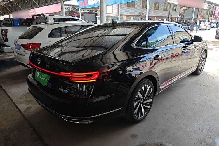 Used Volkswagen Passat 2023 330TSI Elite Edition Rear Right 45 Deg