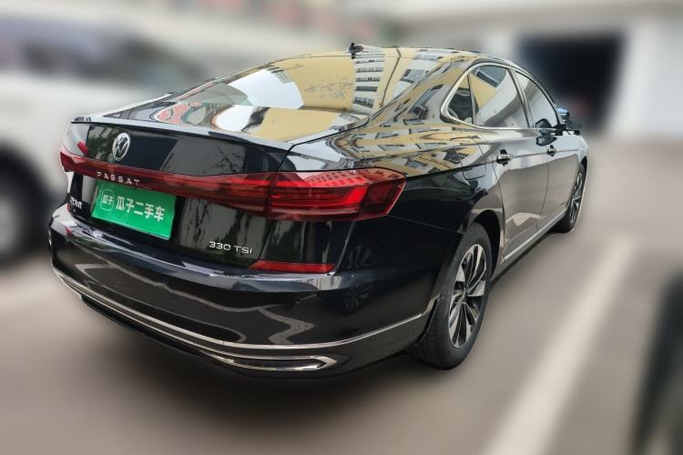 Used Volkswagen Passat 2023 330TSI Starry Elite Edition Rear Right 45 Deg
