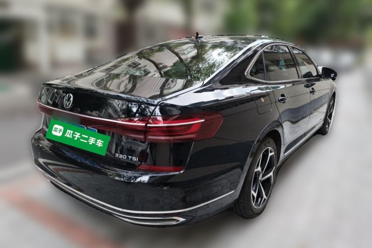 Used Volkswagen Passat 2023 330TSI Starry Elite Edition Rear Right 45 Deg