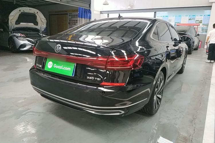 Used Volkswagen Passat 2023 330TSI Elite Edition Rear Right 45 Deg