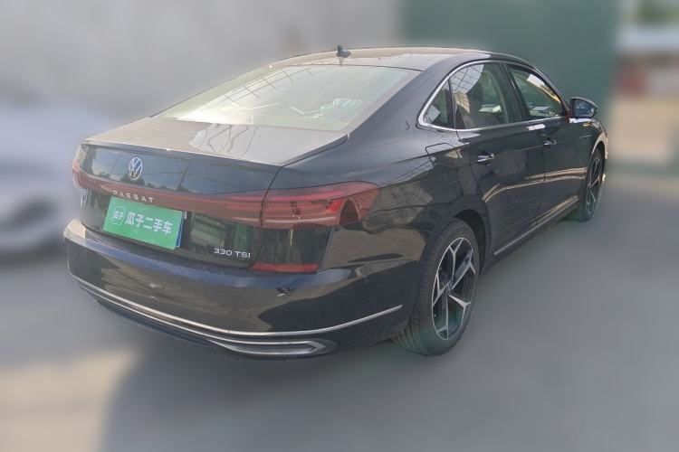 Used Volkswagen Passat 2023 330TSI Starry Luxury Edition Rear Right 45 Deg