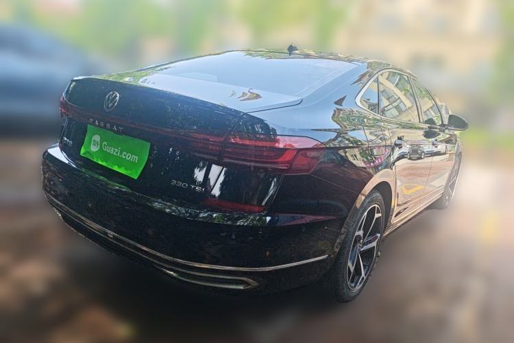 Used Volkswagen Passat 2023 330TSI Starry Luxury Edition Rear Right 45 Deg