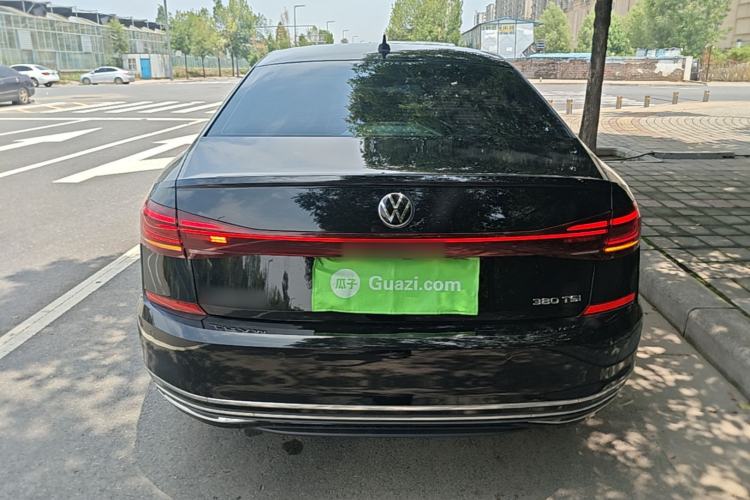 Used Volkswagen Passat 2023 Revised Version 380TSI Flagship Edition Rear