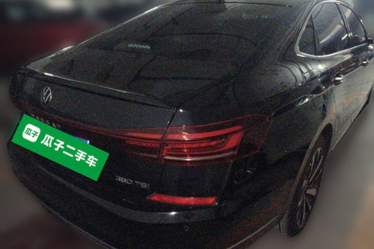 Used Volkswagen Passat 2023 Revised Version 380TSI Flagship Edition Rear