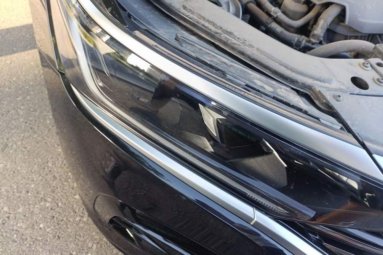Used Volkswagen Passat 2023 330TSI Elite Edition Right Front Headlight