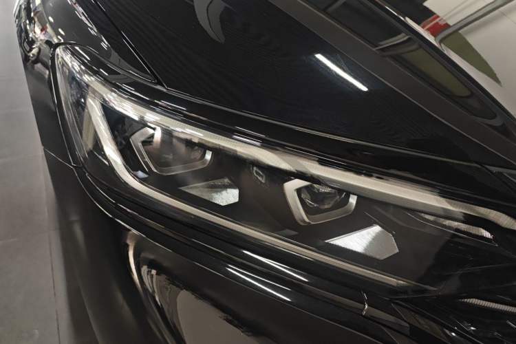 Used Volkswagen Passat 2023 Restyled 330TSI Starry Luxury Edition Right Front Headlight