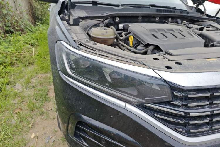 Used Volkswagen Passat 2023 330TSI Starry Luxury Edition Right Front Headlight